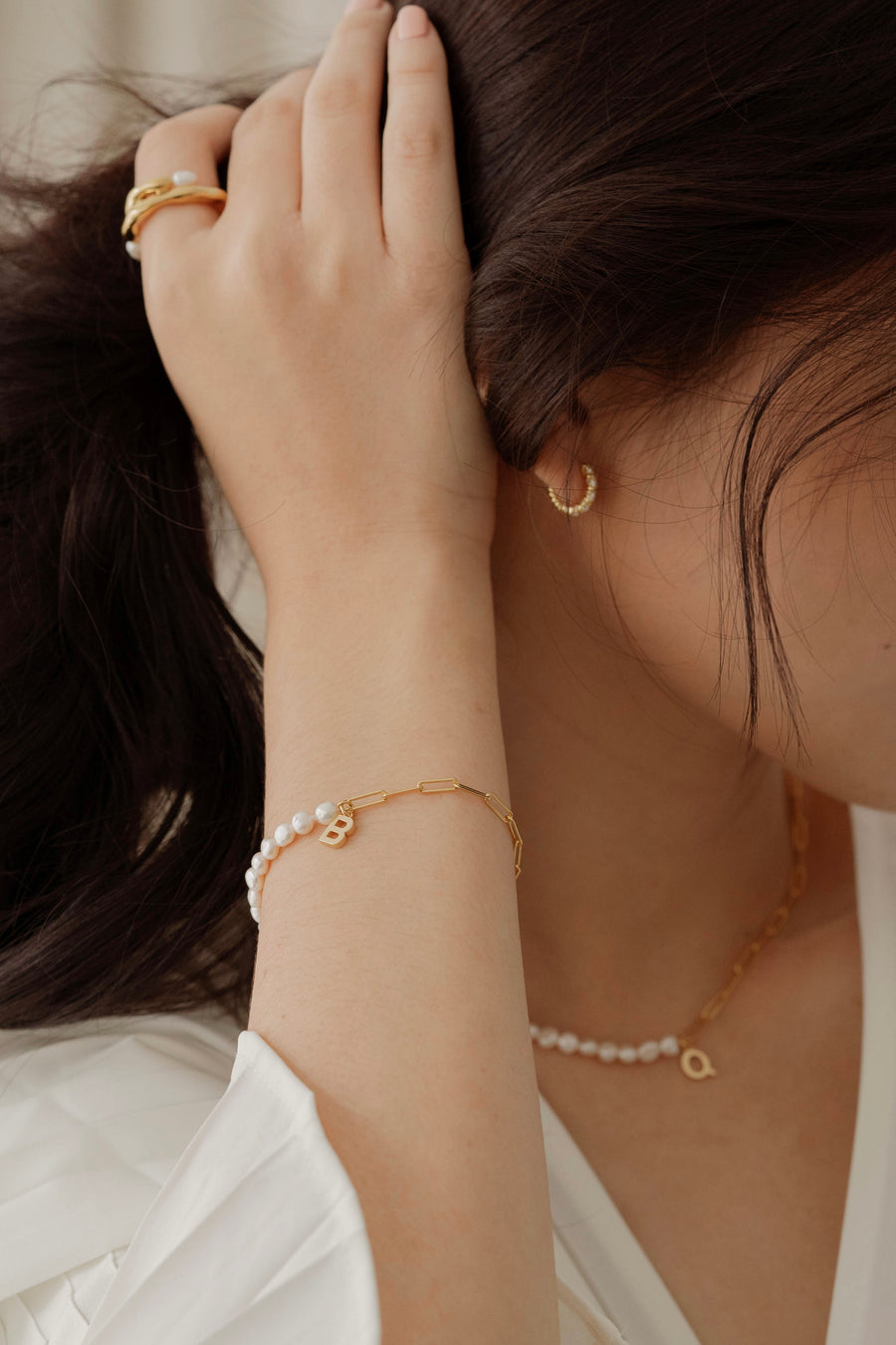 Savi Baroque Pearl Personalised Letter Bracelet