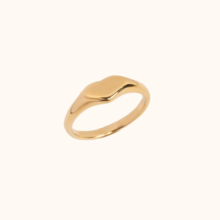 Engravable Gold Heart Signet Ring